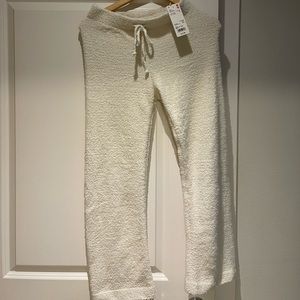 Brand New Tag on Uniqlo Fluffy soft Straight Pants